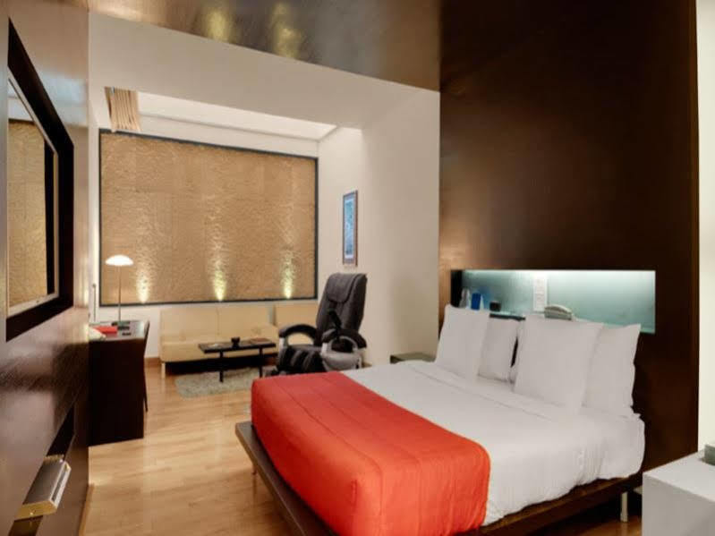 Galaxy Hotel & Spa Gurgáon Exteriér fotografie